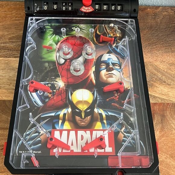 Marvel Pinball Machine  - Picture 2 of 4